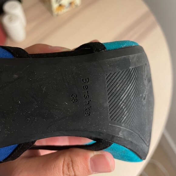 Bershka Two-Tone Blue & Teal Suede Heels – Size 7 (Used, Excellent Condition) - Picture 6 of 8